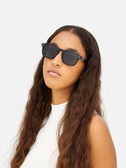 Luce Black