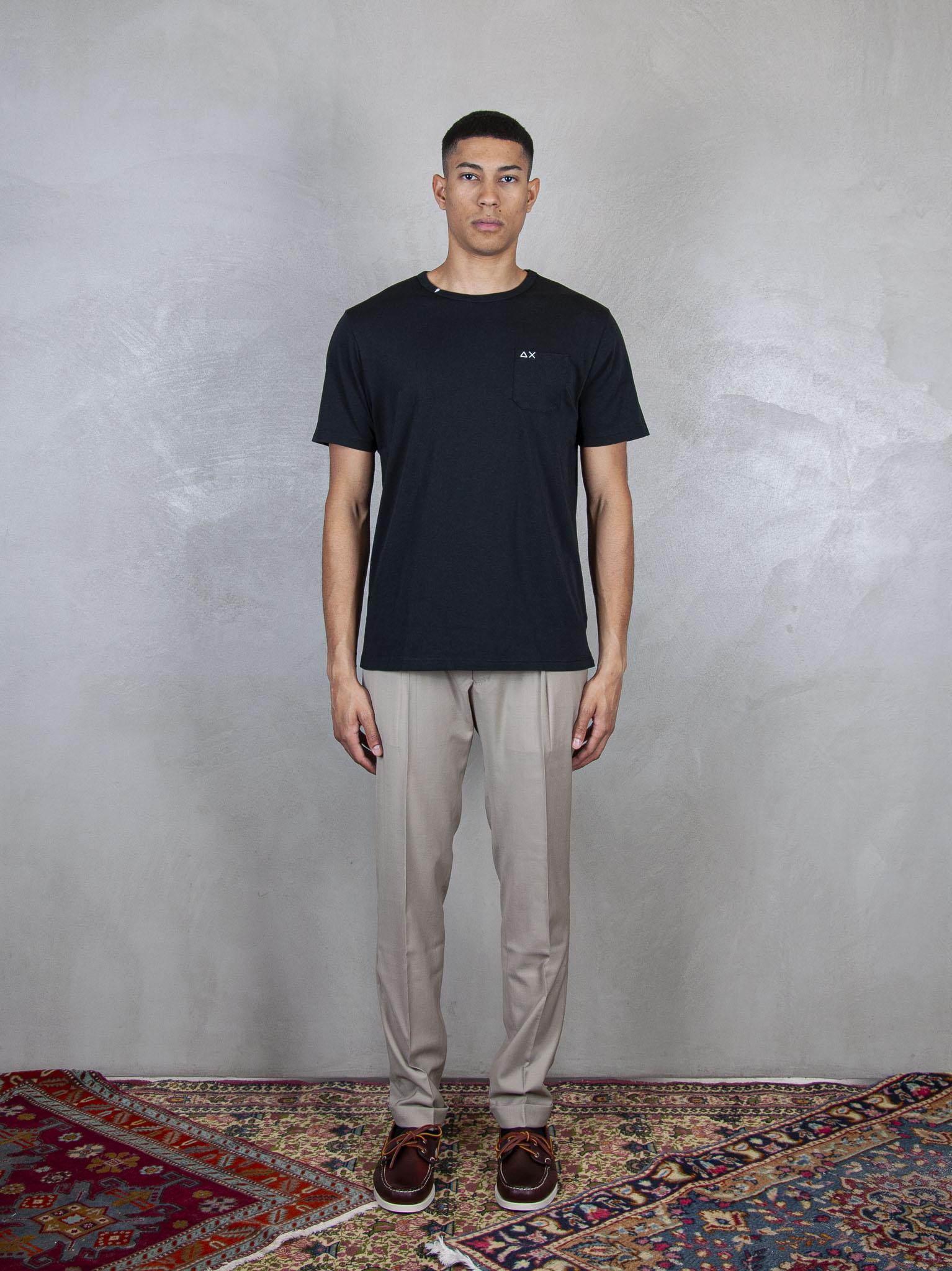 T-Shirt Pocket Basic S/S T35101 11 Sun68 
