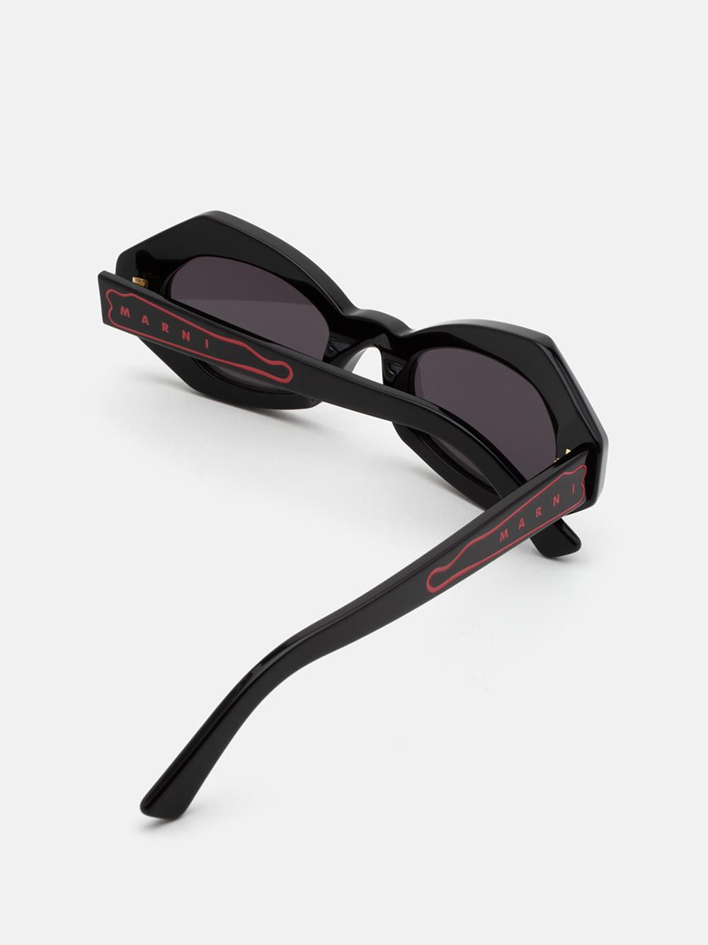 UNLAHANDBLACK/RED
