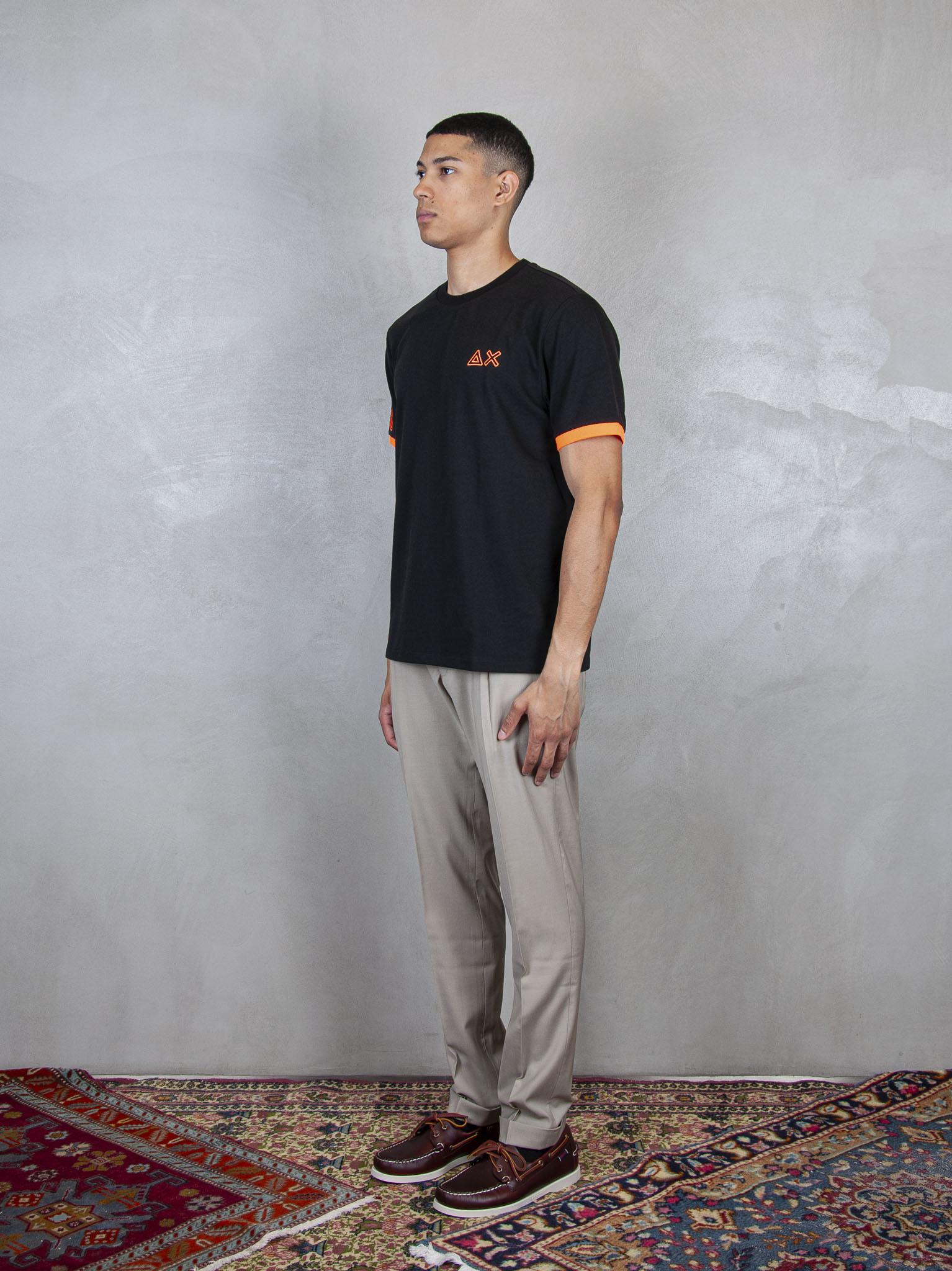 T-Shirt Piquet Logo Fluo S/S T35125 11 Sun68 