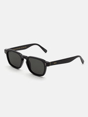 Luce Black