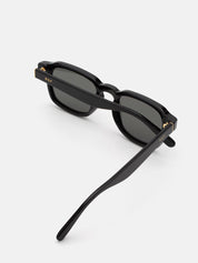 Luce Black